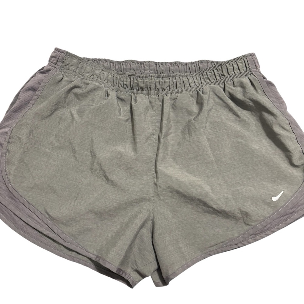 Nike Women's XL Athletic Gray Shorts with Elastic Waistband and String Tie